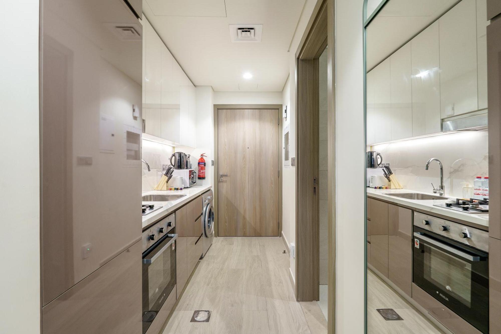 Apartment Stylish & Spacious In Meydan Dash Dubai