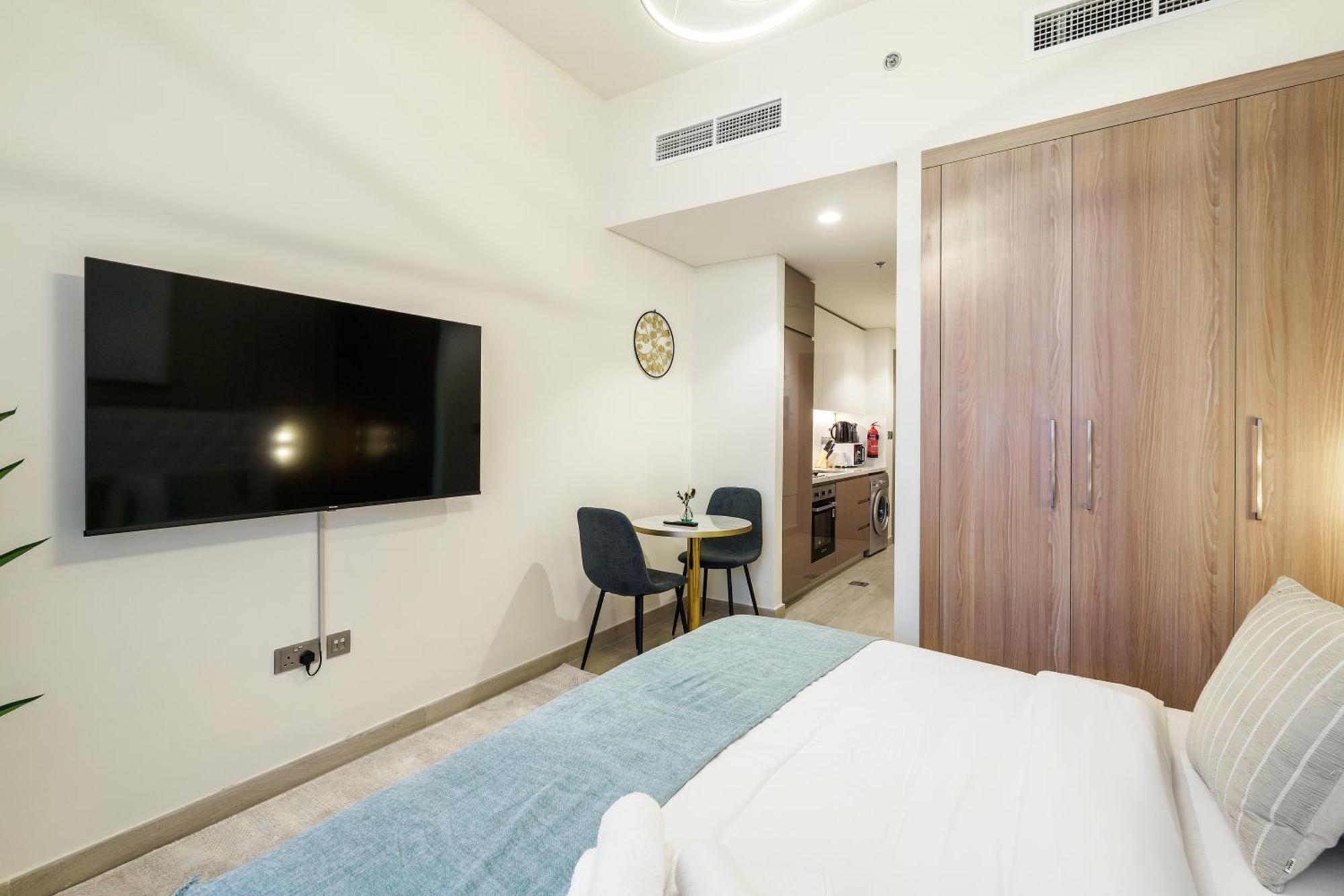 Stylish & Spacious In Meydan Dash * Dubai
